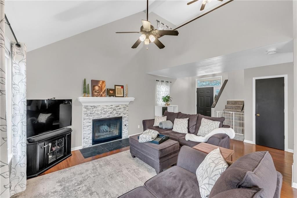 511 Lancaster Court — photo 13