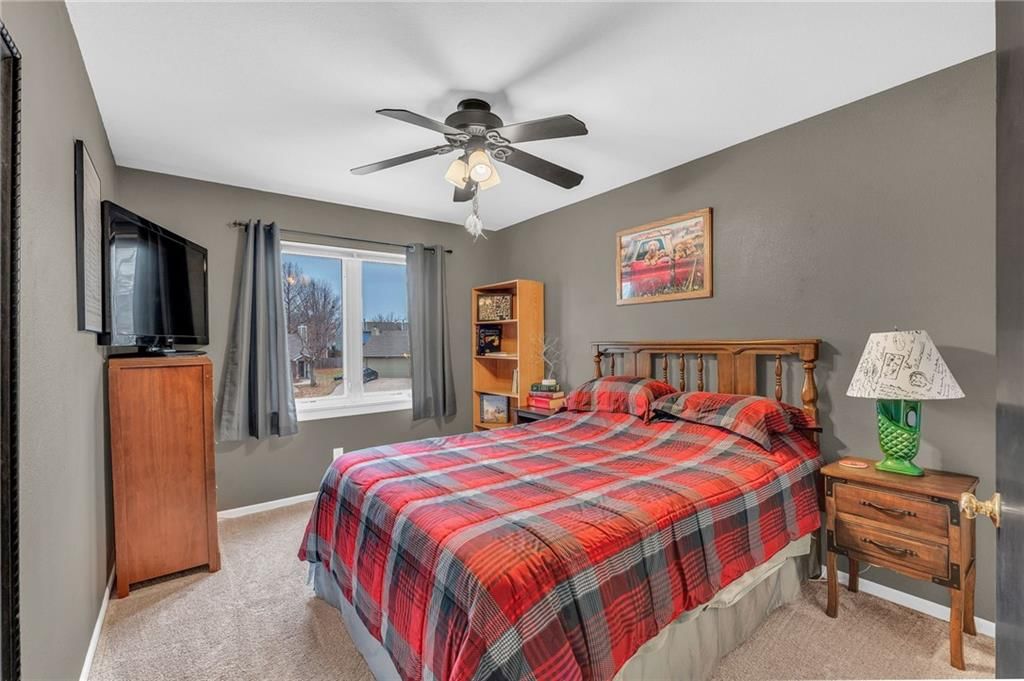511 Lancaster Court — photo 35