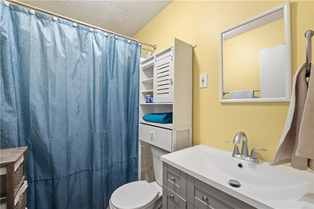 511 E Sheridan Street — photo 21