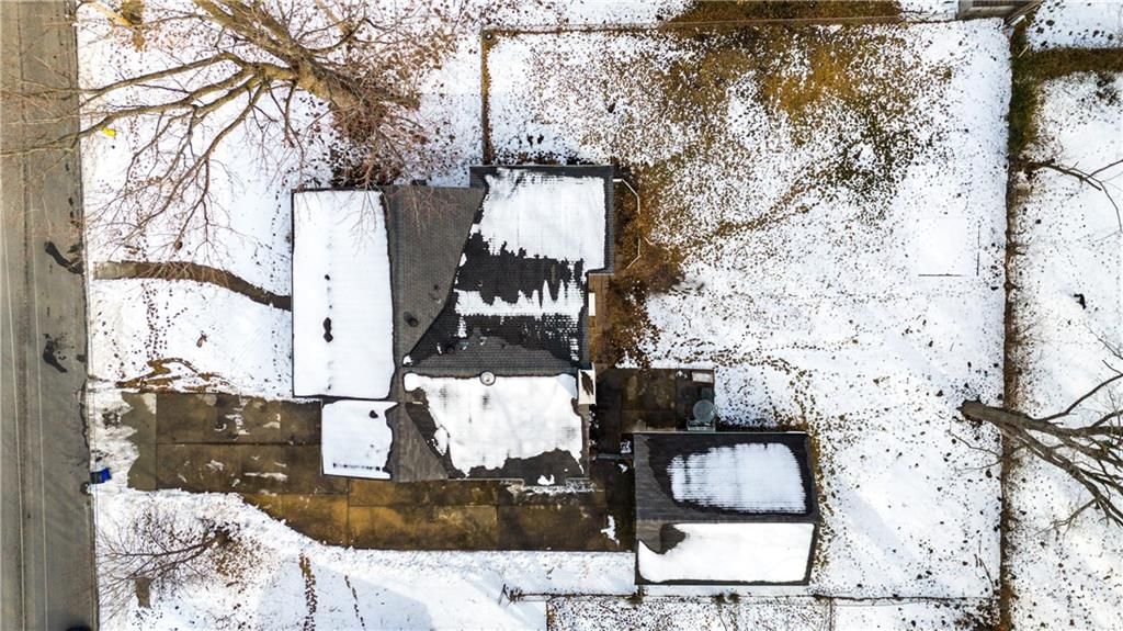 511 E Sheridan Street — photo 32