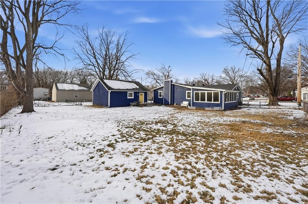 511 E Sheridan Street — photo 34