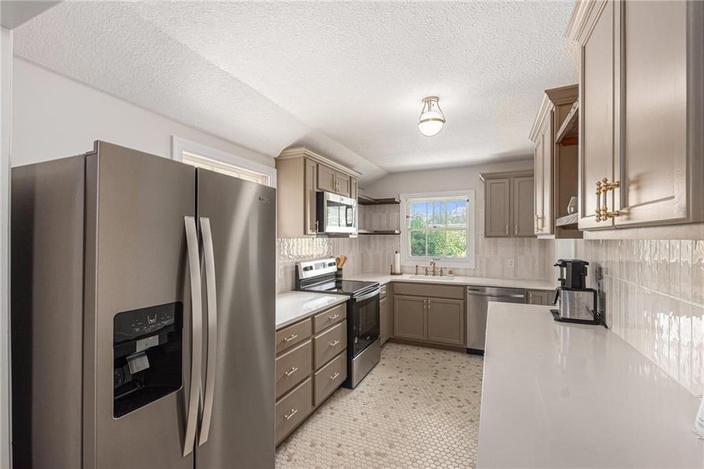 4302 W 77th Terrace — photo 19