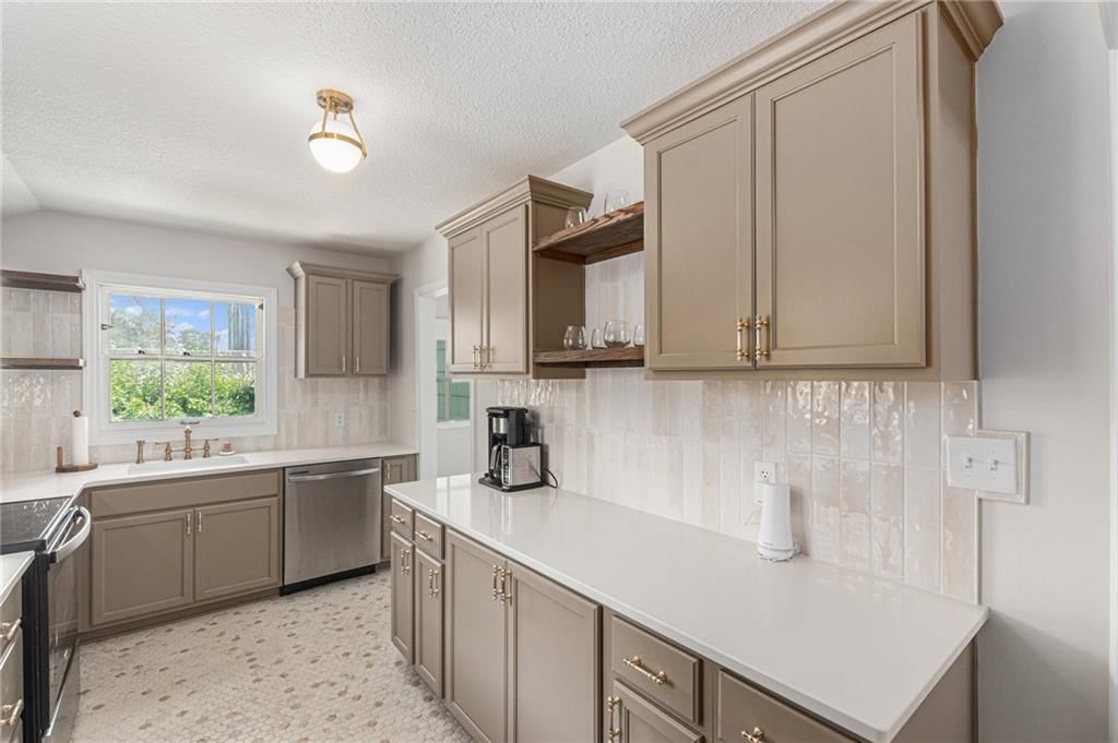 4302 W 77th Terrace — photo 21