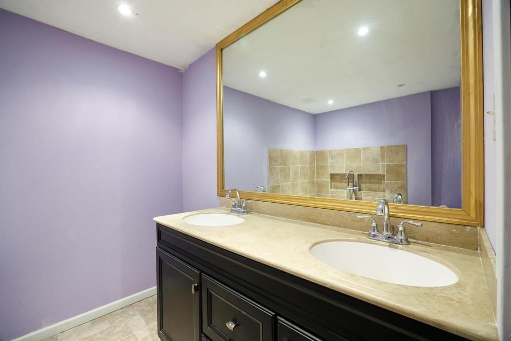 224 S Lowman Street — photo 6