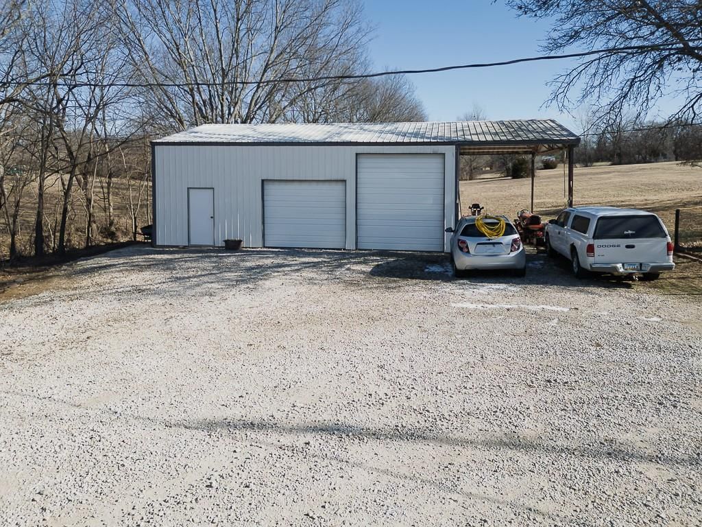 20940 Mclouth Road — photo 27