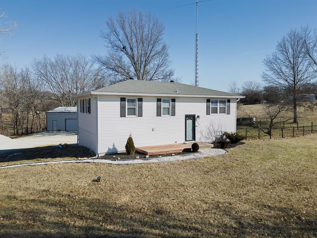 20940 Mclouth Road — photo 32