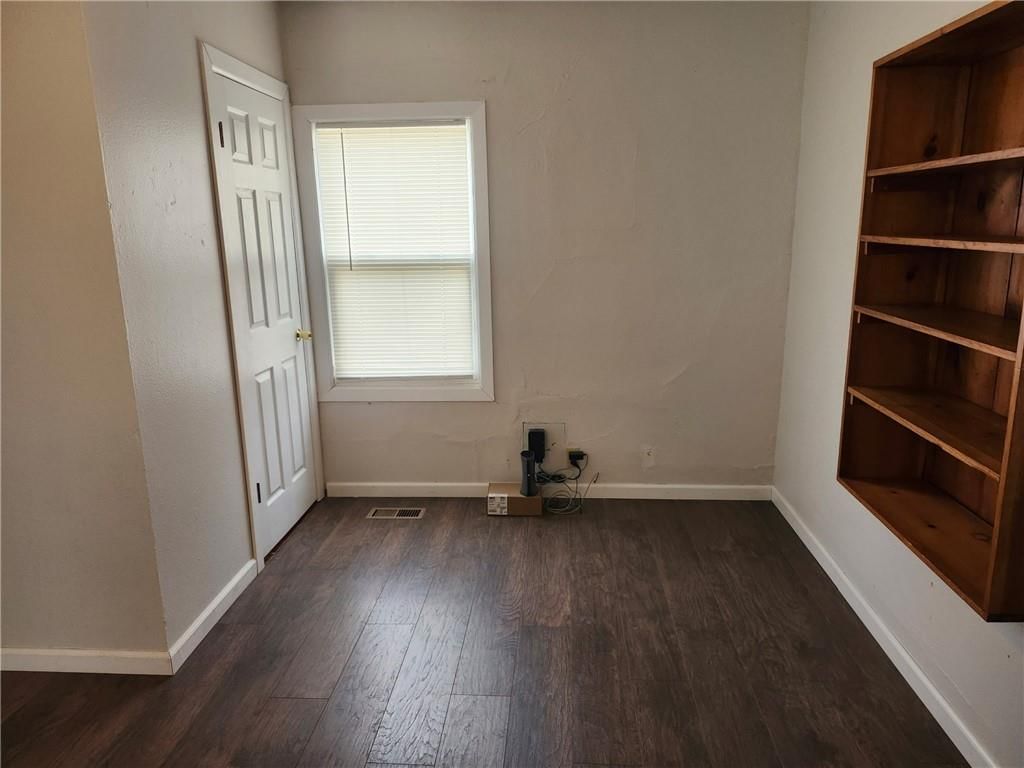 617 S Coleman Street — photo 7