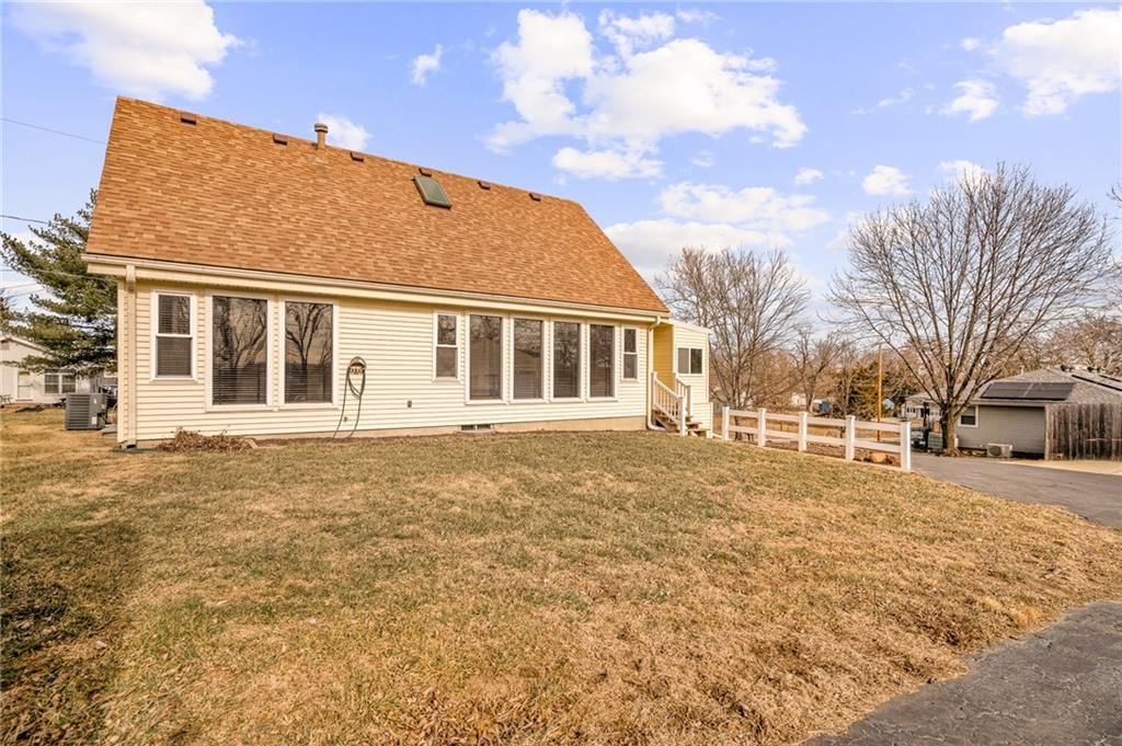 8215 NE Schell Road — photo 36