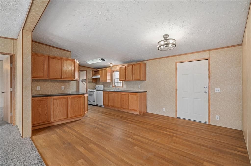 8215 NE Schell Road — photo 48