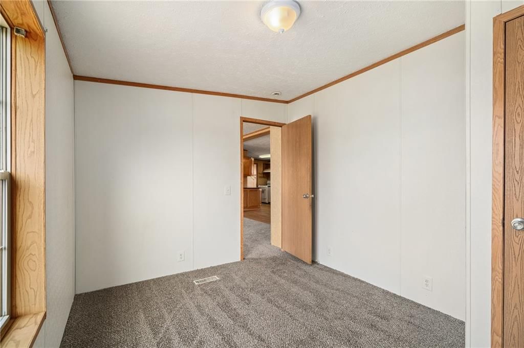 8215 NE Schell Road — photo 59