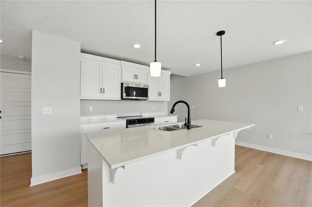 1333 S 4th Street E — photo 9