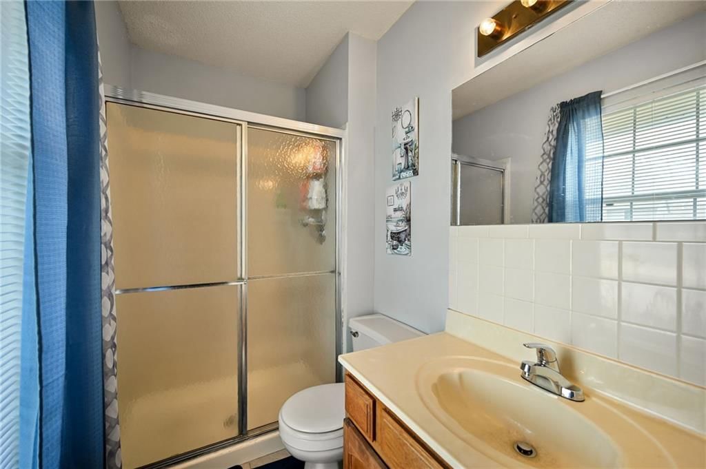 10636 N Oak Trafficway — photo 23