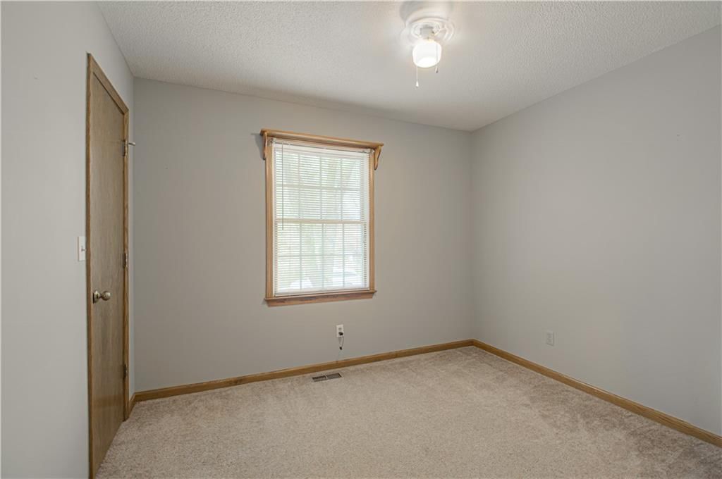 58 Lakeview Drive — photo 21
