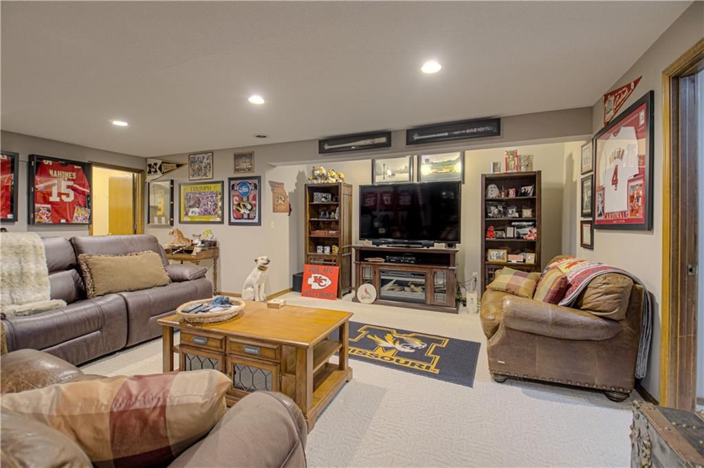 58 Lakeview Drive — photo 25