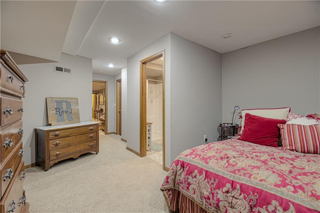 58 Lakeview Drive — photo 31