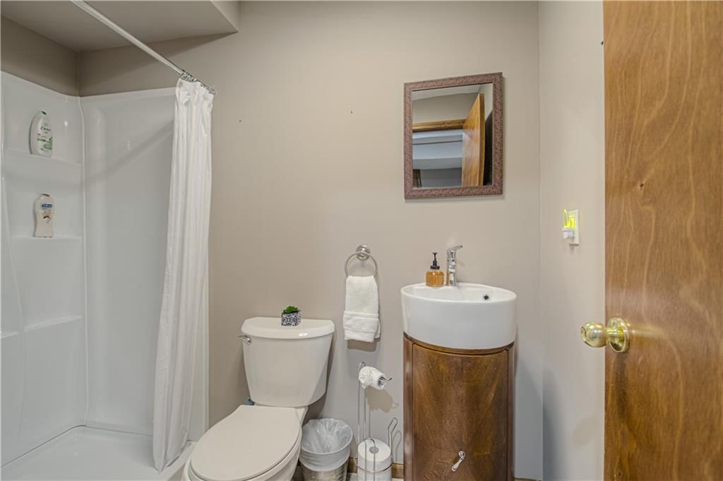 58 Lakeview Drive — photo 32