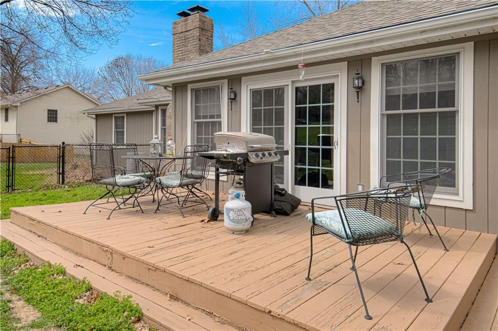 58 Lakeview Drive — photo 34