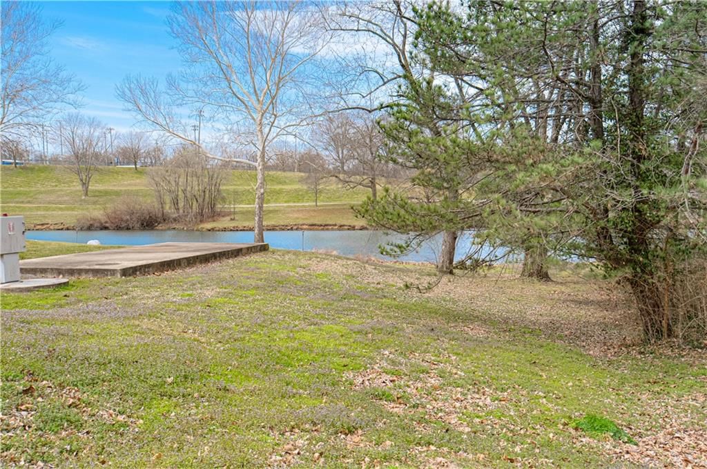 58 Lakeview Drive — photo 37
