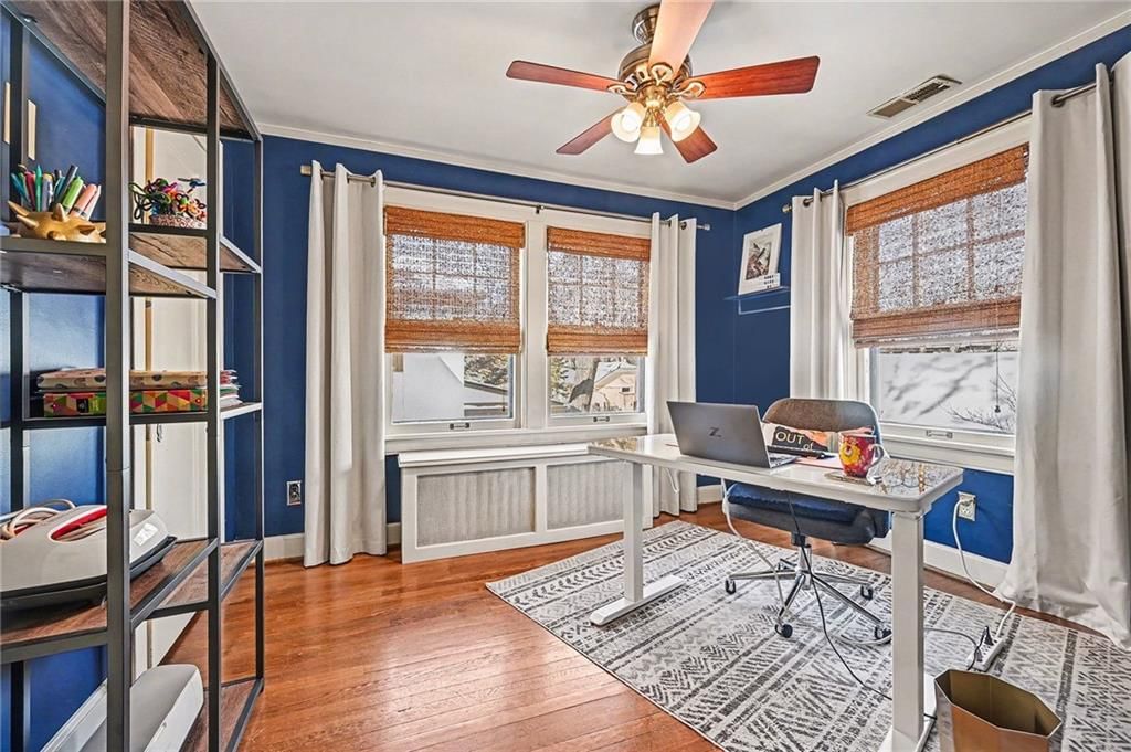 624 W 70th Terrace — photo 20