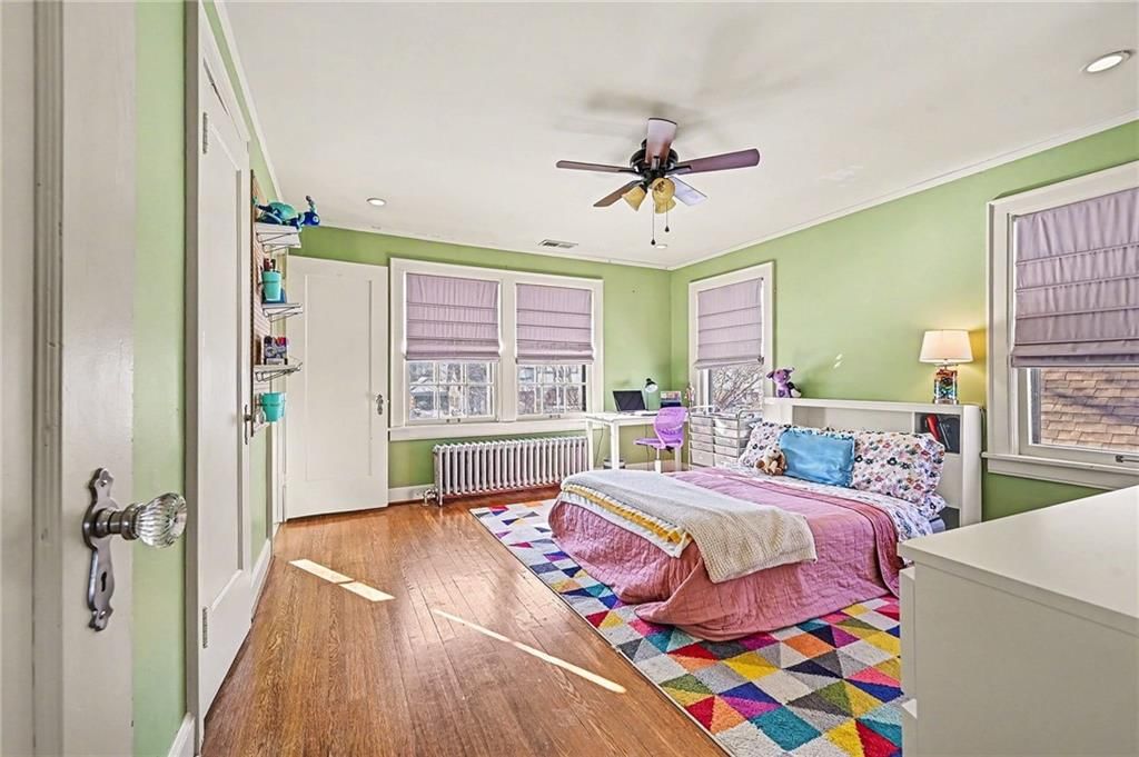 624 W 70th Terrace — photo 30