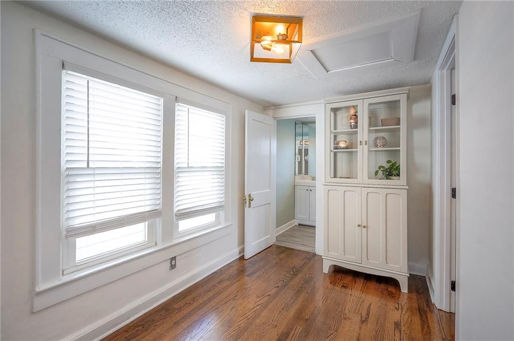 4809 Rainbow Boulevard — photo 23