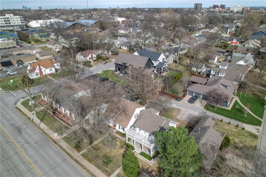 4809 Rainbow Boulevard — photo 33