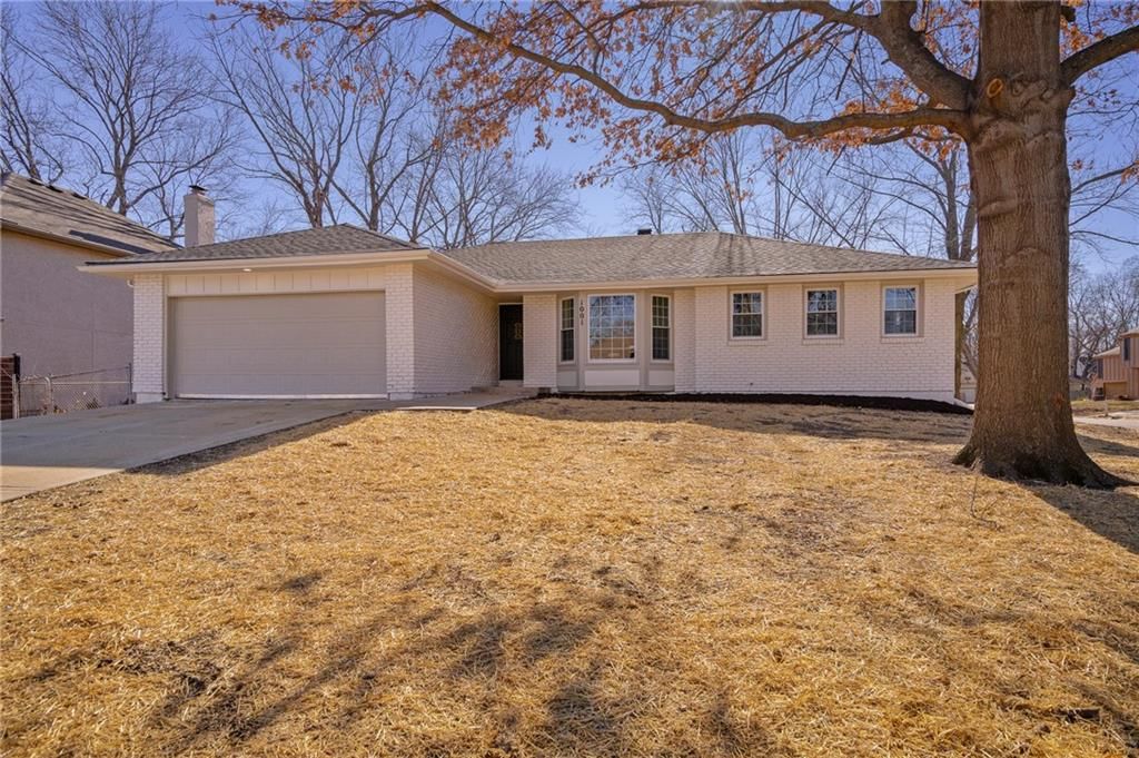 1001 E Piatt Lane — photo 2