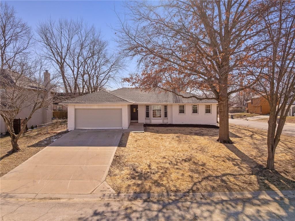 1001 E Piatt Lane — photo 3