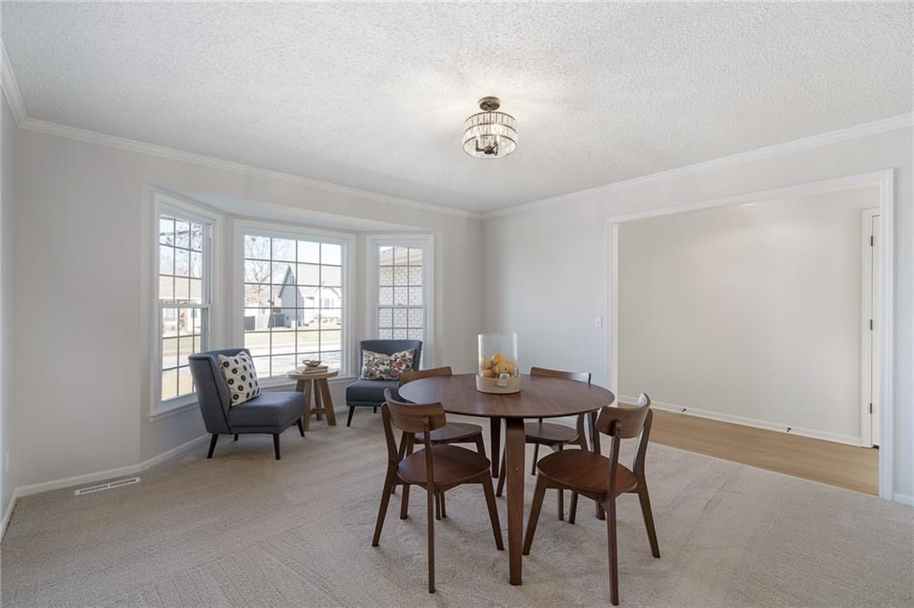 1001 E Piatt Lane — photo 8