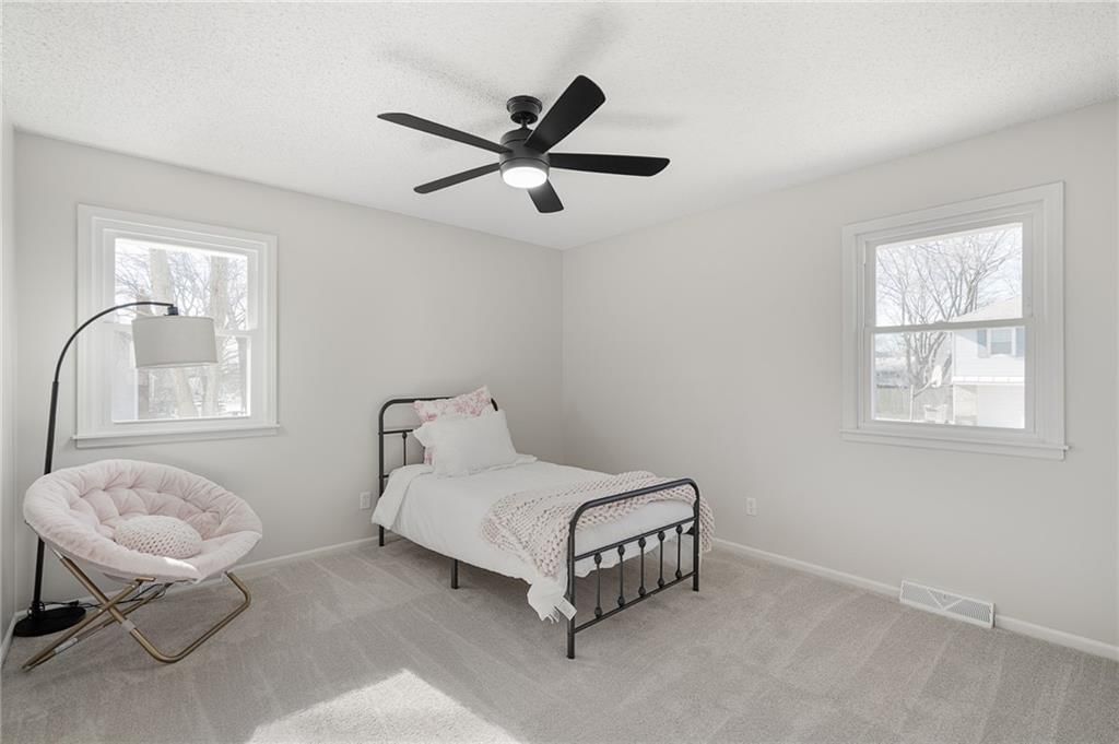 1001 E Piatt Lane — photo 25