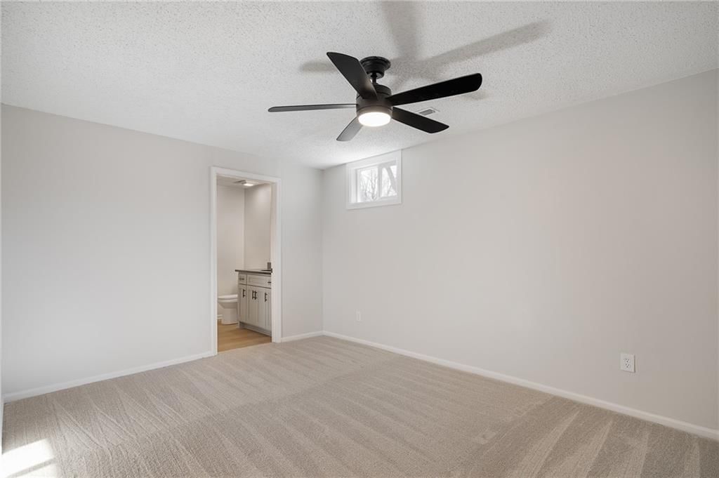 1001 E Piatt Lane — photo 34