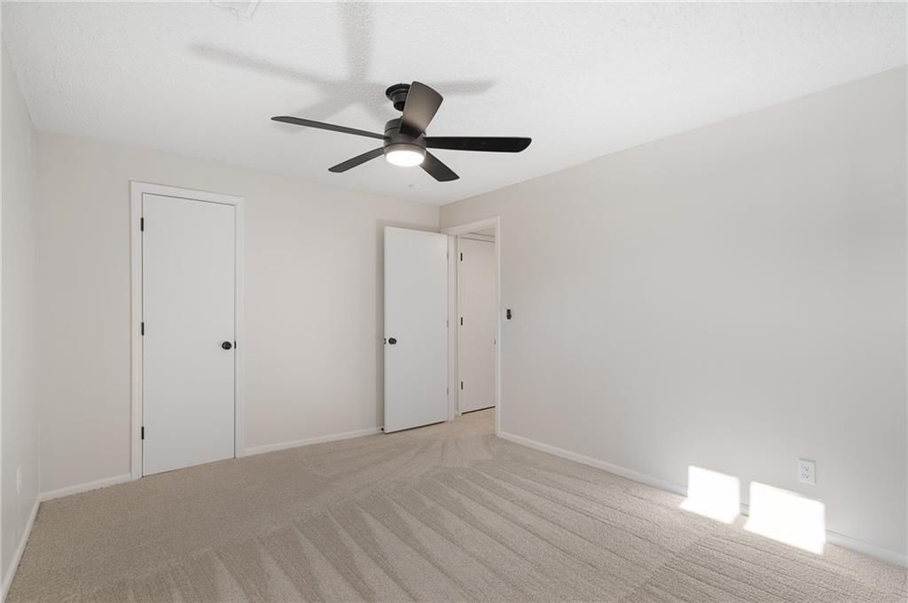 1001 E Piatt Lane — photo 35