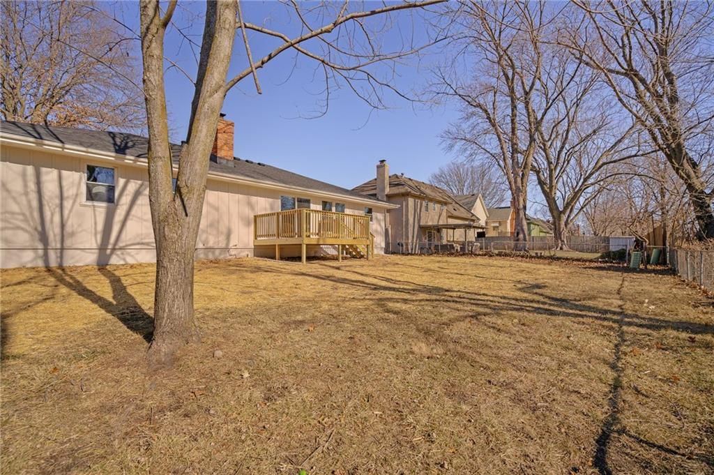 1001 E Piatt Lane — photo 42