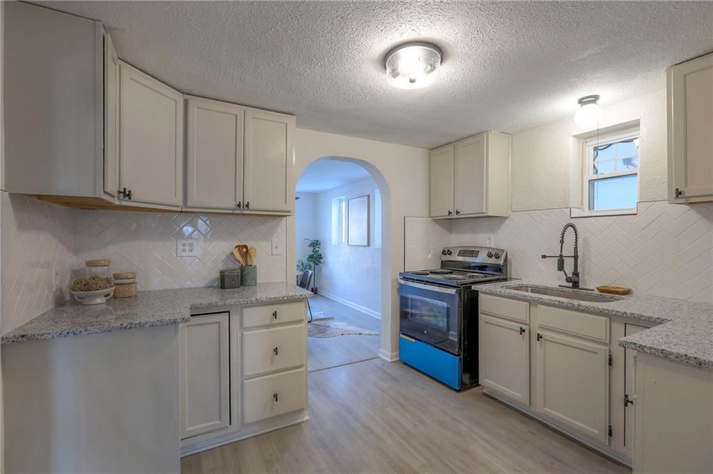 4525 Cleveland Avenue — photo 11