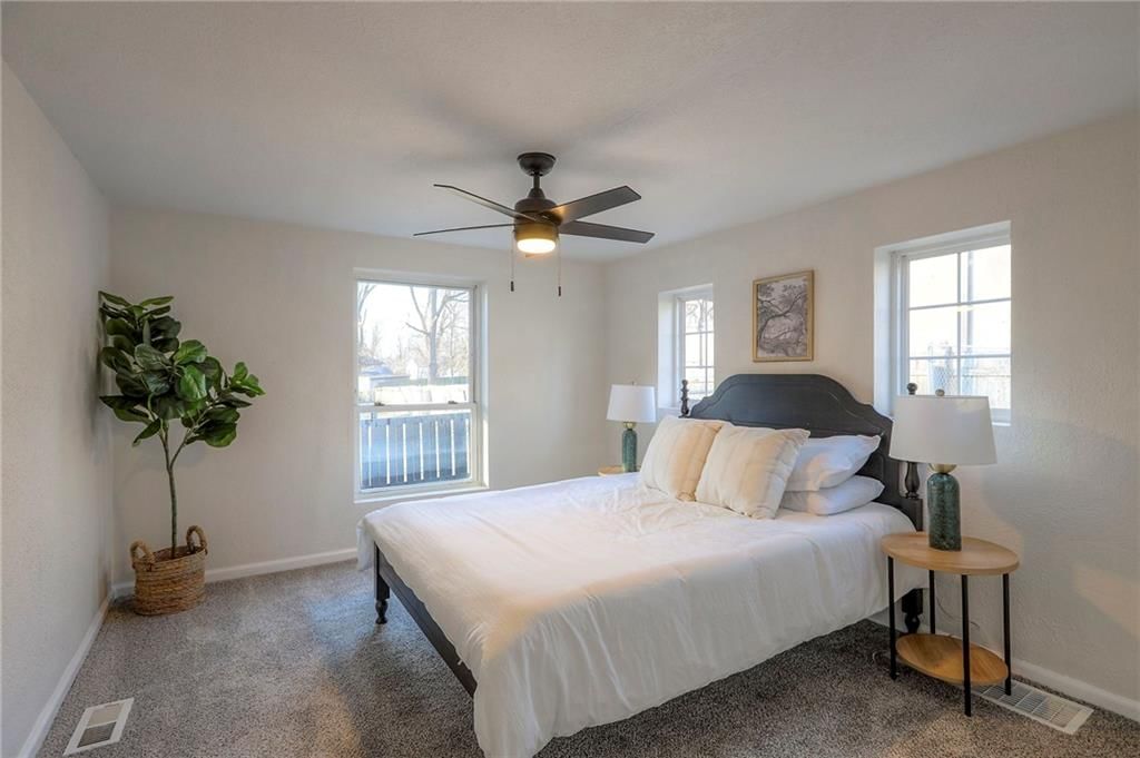 4525 Cleveland Avenue — photo 19