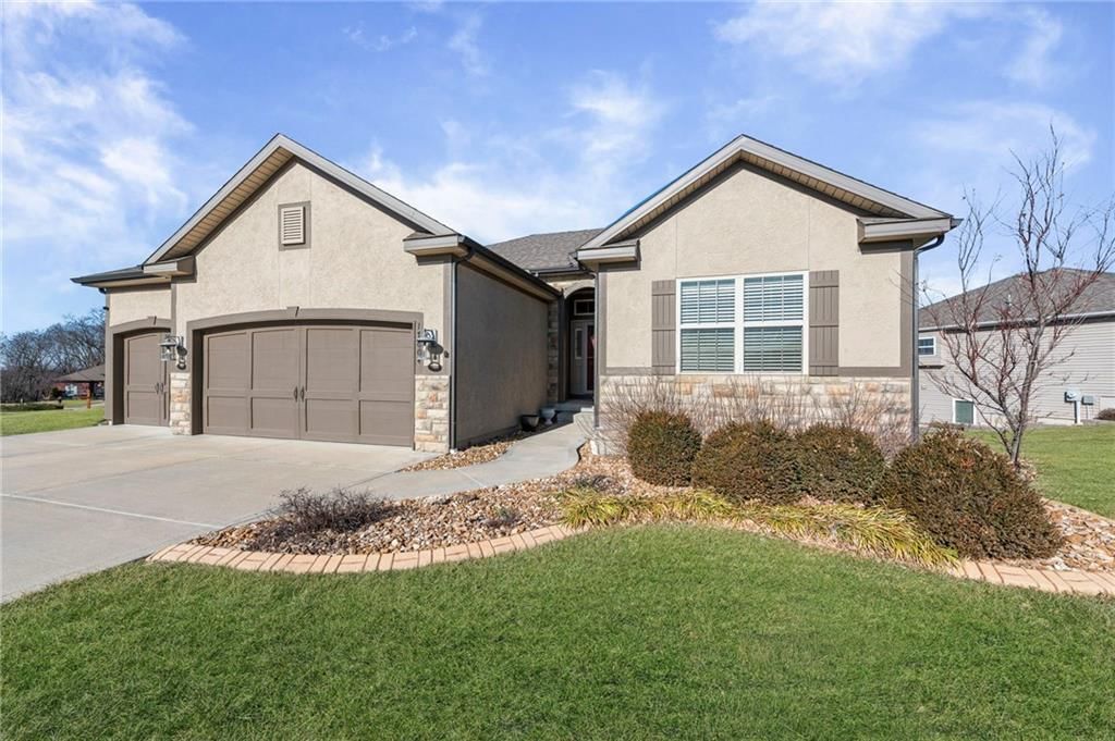 17604 Greyhawke Ridge Drive — photo 5