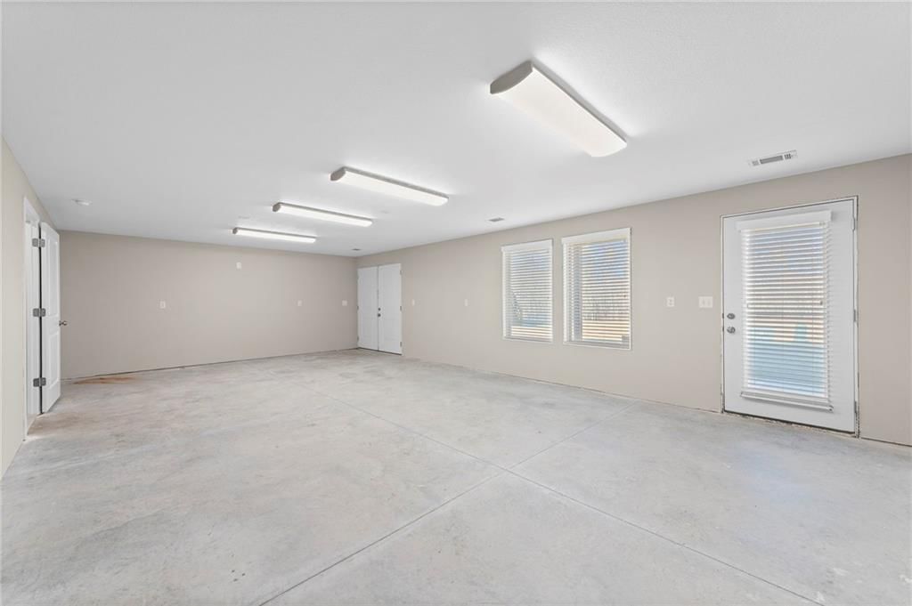 17604 Greyhawke Ridge Drive — photo 37