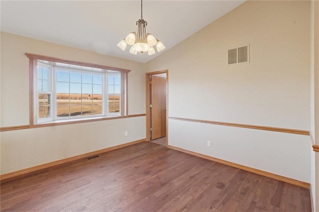 220 Overlook Drive — photo 11