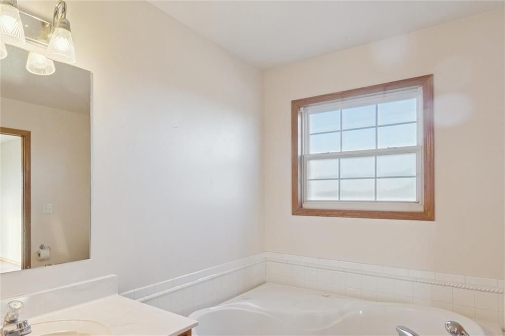 220 Overlook Drive — photo 21