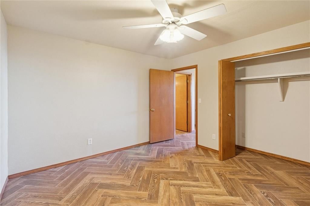 220 Overlook Drive — photo 25