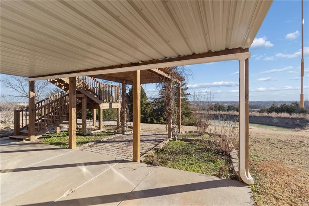 220 Overlook Drive — photo 32