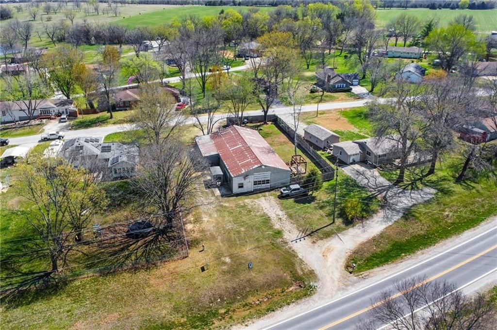 31395 Old KC Road — photo 2