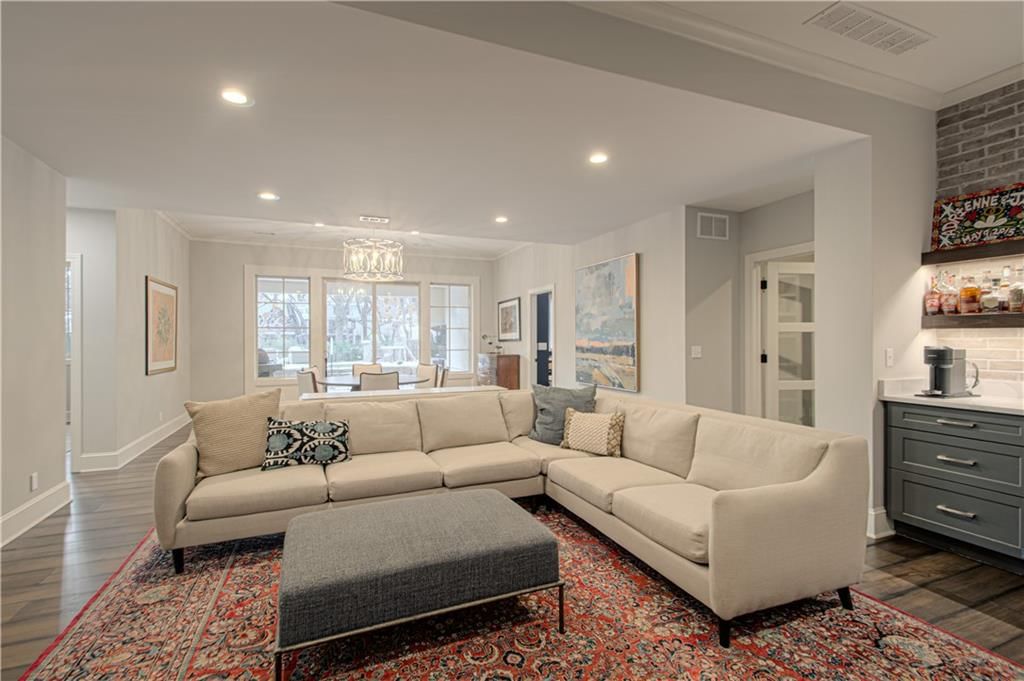 2813 W 91st Street — photo 46