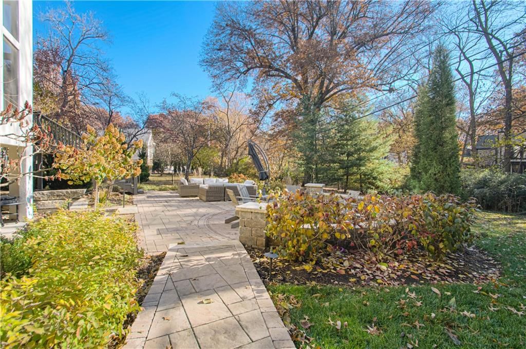 2813 W 91st Street — photo 64