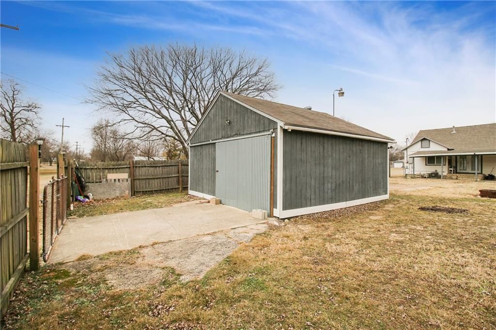 2806 Appleton Avenue — photo 20