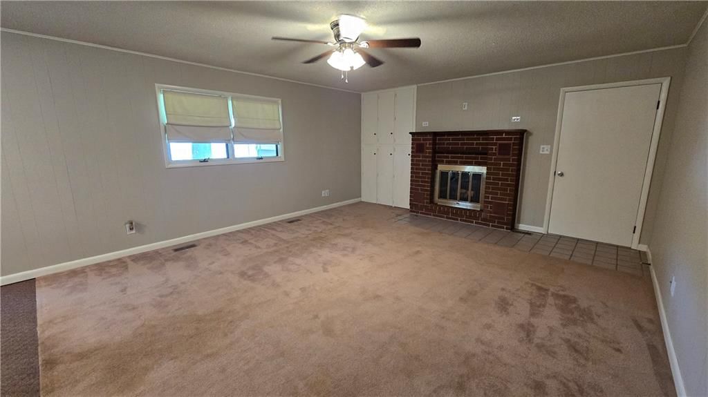 410 S WILSHIRE Boulevard — photo 4