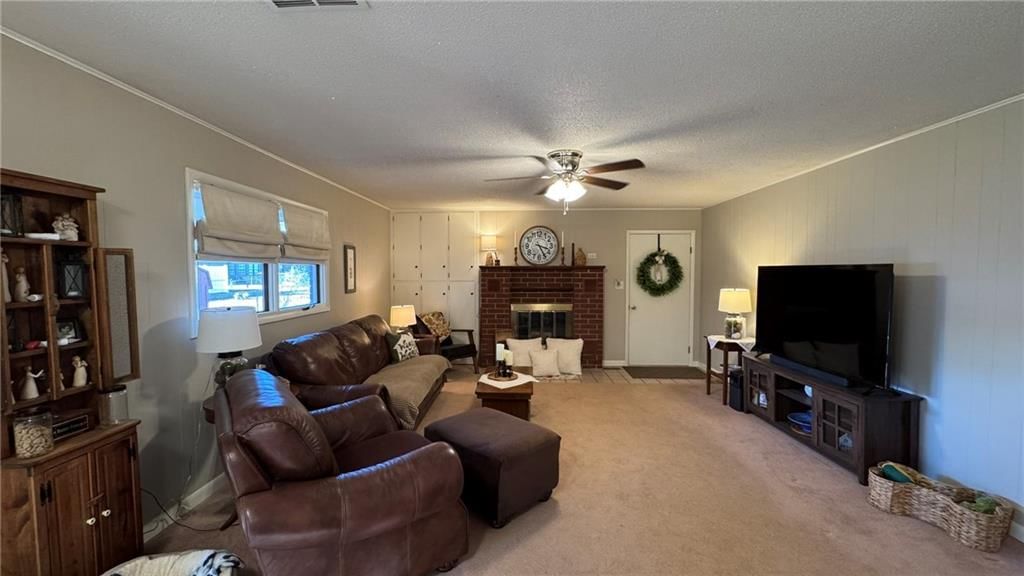 410 S WILSHIRE Boulevard — photo 12