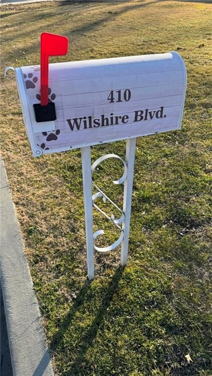 410 S WILSHIRE Boulevard — photo 50