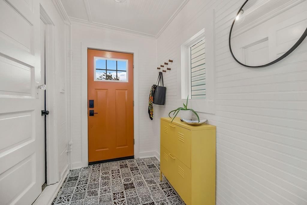 1203 W 20th Terrace — photo 4