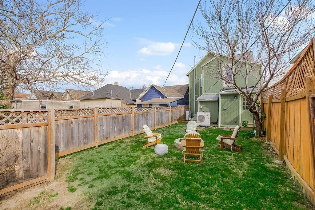 1203 W 20th Terrace — photo 27